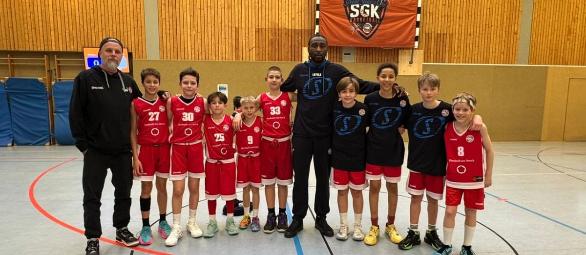 Das RheinStars-Team der U12.1