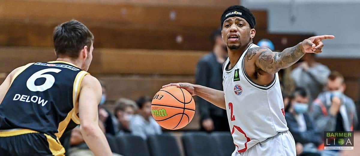 Vincent Golson dirigiert den Kölner Angriff im Playdowns-Hinspiel gegen Bernau